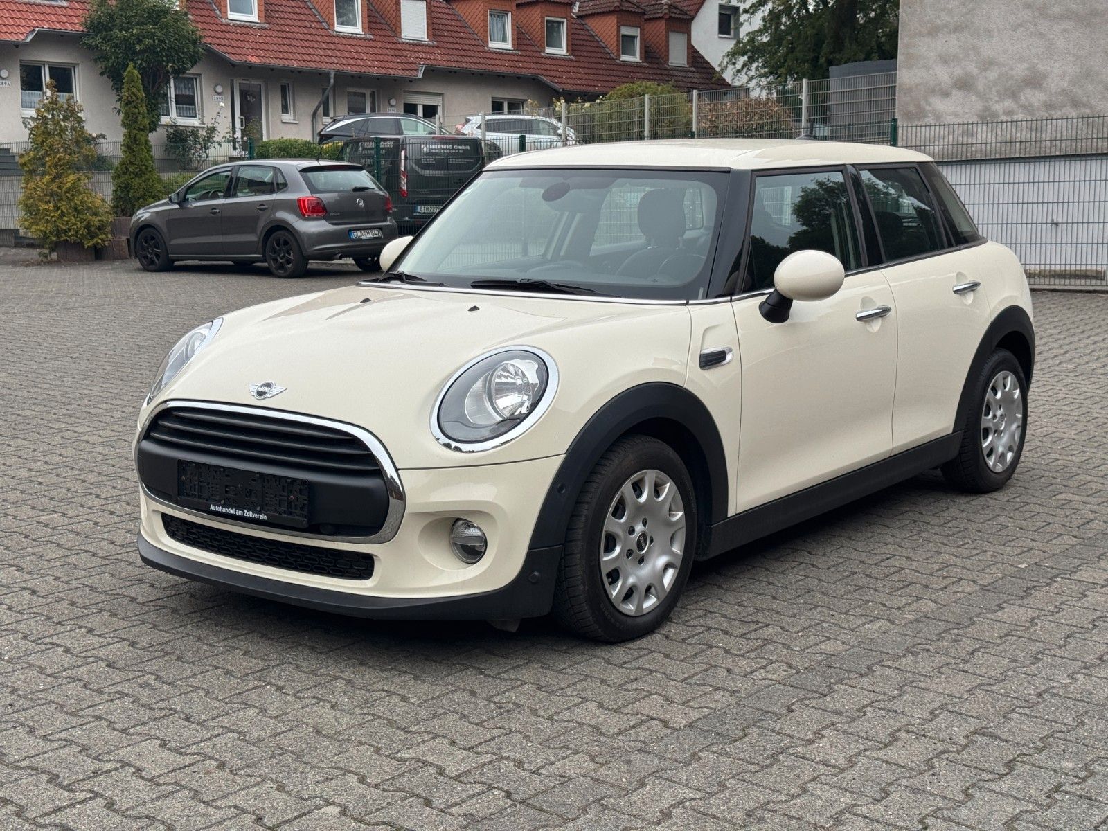 MINI ONE
