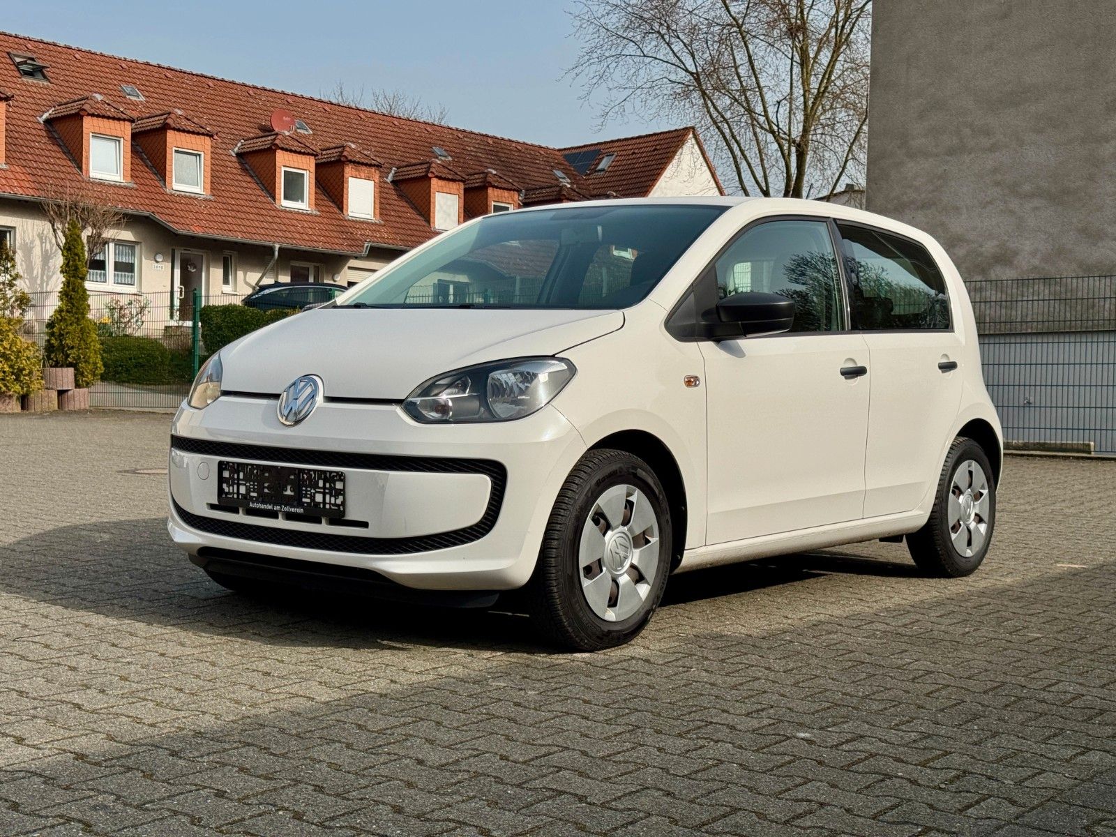 VW up